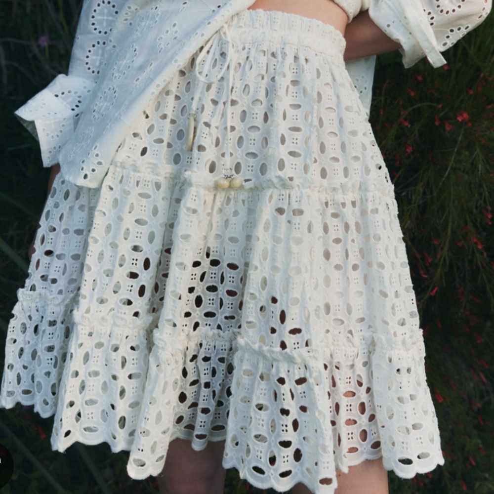 Zara White Ruffle Mini Skirt